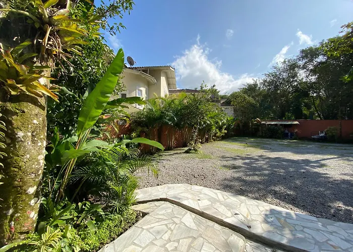 Pousada Pono Village